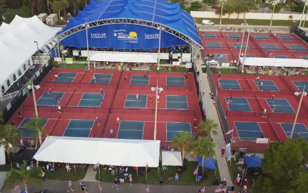 Pickleball Court in Guangde